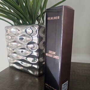 REALHER ( Dream without limits )